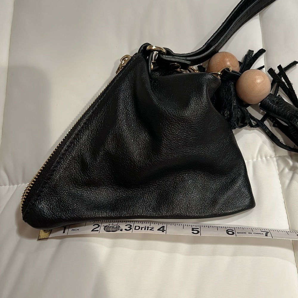 Adorable Triangular Wristlet - Picture 4 of 6